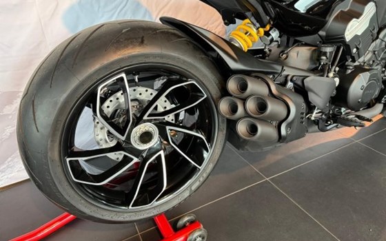 Neufahrzeug Ducati Diavel V4 - Bild 9