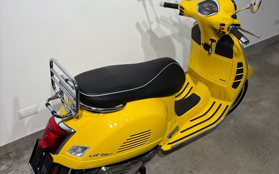 Gebrauchtmotorrad Vespa GTS 300 Super - Bild 3