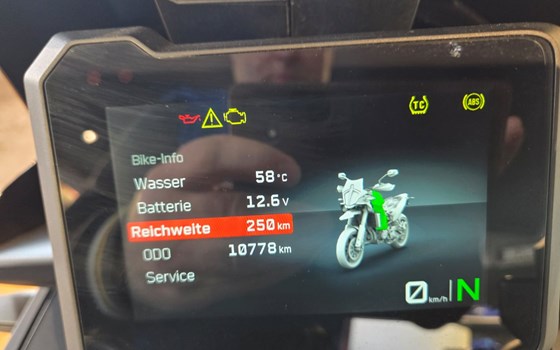 Gebrauchtmotorrad KTM 890 SMT - Bild 3