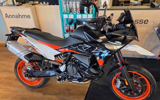 Gebrauchtmotorrad KTM 890 SMT - Bild 1
