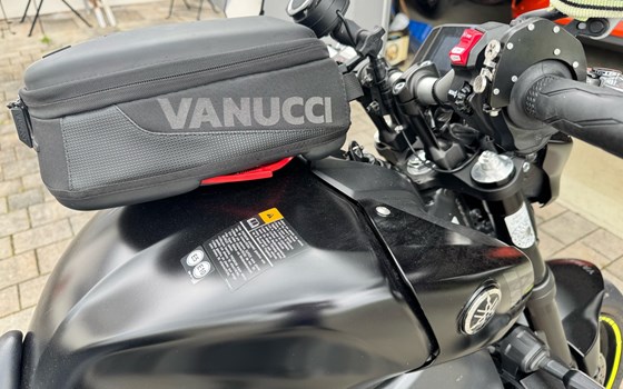 Gebrauchtmotorrad Yamaha MT-09 - Bild 3