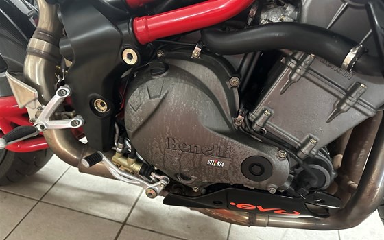 Gebrauchtmotorrad Benelli TNT 1130 - Bild 12