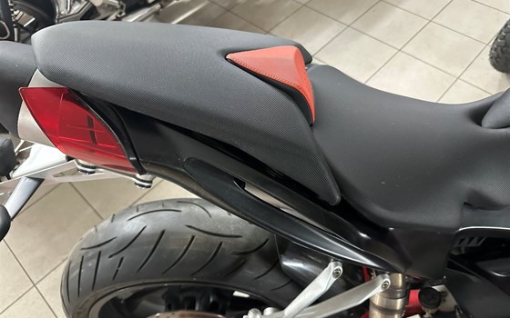 Gebrauchtmotorrad Benelli TNT 1130 - Bild 9