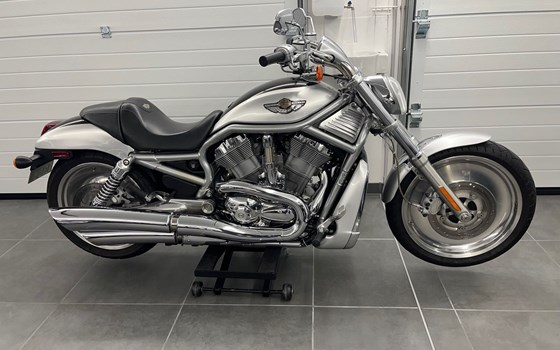 Gebrauchtmotorrad Harley-Davidson V-Rod VRSCA - Bild 1