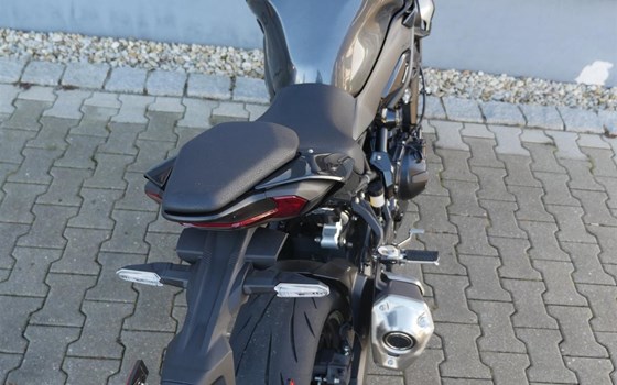 Gebrauchtmotorrad Kawasaki Z900 - Bild 8