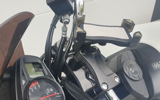 Gebrauchtmotorrad Suzuki GSR 600 - Bild 4