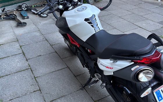 Gebrauchtmotorrad Aprilia Shiver 900 - Bild 2