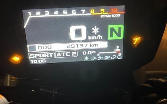 Gebrauchtmotorrad Aprilia Shiver 900 - Bild 6