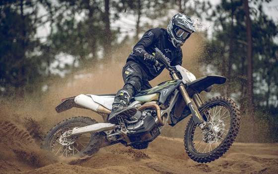 Motorrad Occasion Triumph TF 250-E - Bild 15