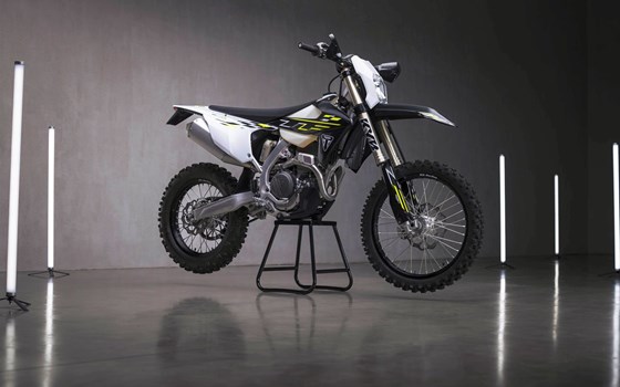 Motorrad Occasion Triumph TF 250-E - Bild 2