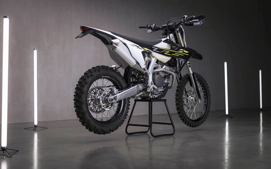 Motorrad Occasion Triumph TF 250-E - Bild 3