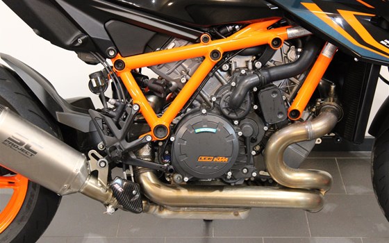 Gebrauchtmotorrad KTM 1290 Super Duke R - Bild 10