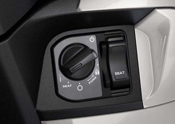 Honda CUV e: (Pearl Jubilee White) - Bild 9