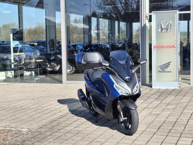 Honda Forza 125
