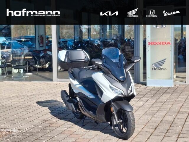 Honda Forza 125