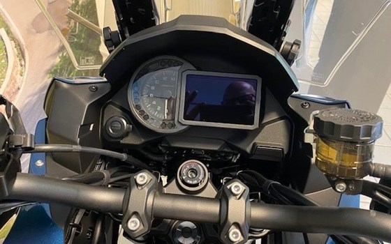 Neufahrzeug Kawasaki Versys 1100 SE - Bild 6