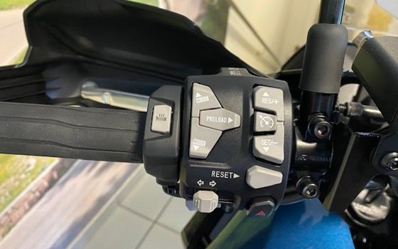 Neufahrzeug Kawasaki Versys 1100 SE - Bild 7