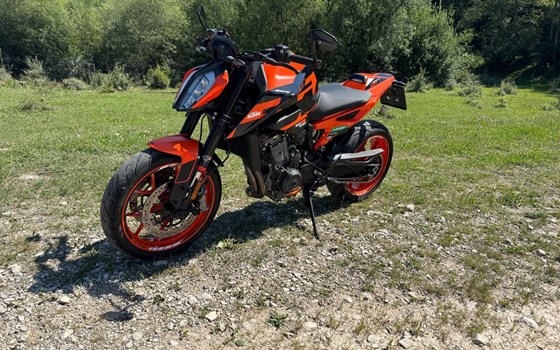 Gebrauchtmotorrad KTM 890 Duke GP - Bild 1