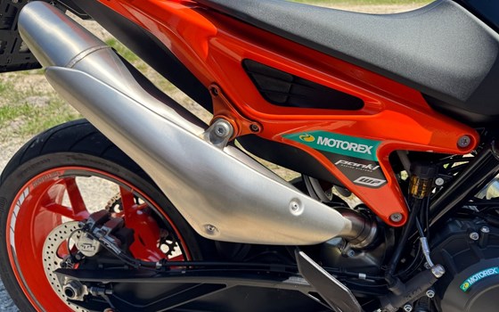 Gebrauchtmotorrad KTM 890 Duke GP - Bild 12