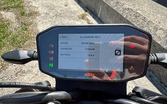 Gebrauchtmotorrad KTM 890 Duke GP - Bild 15