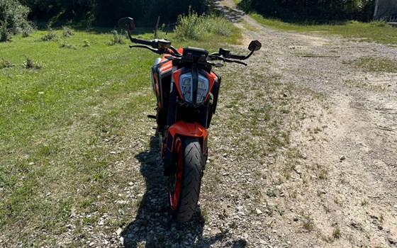 Gebrauchtmotorrad KTM 890 Duke GP - Bild 8