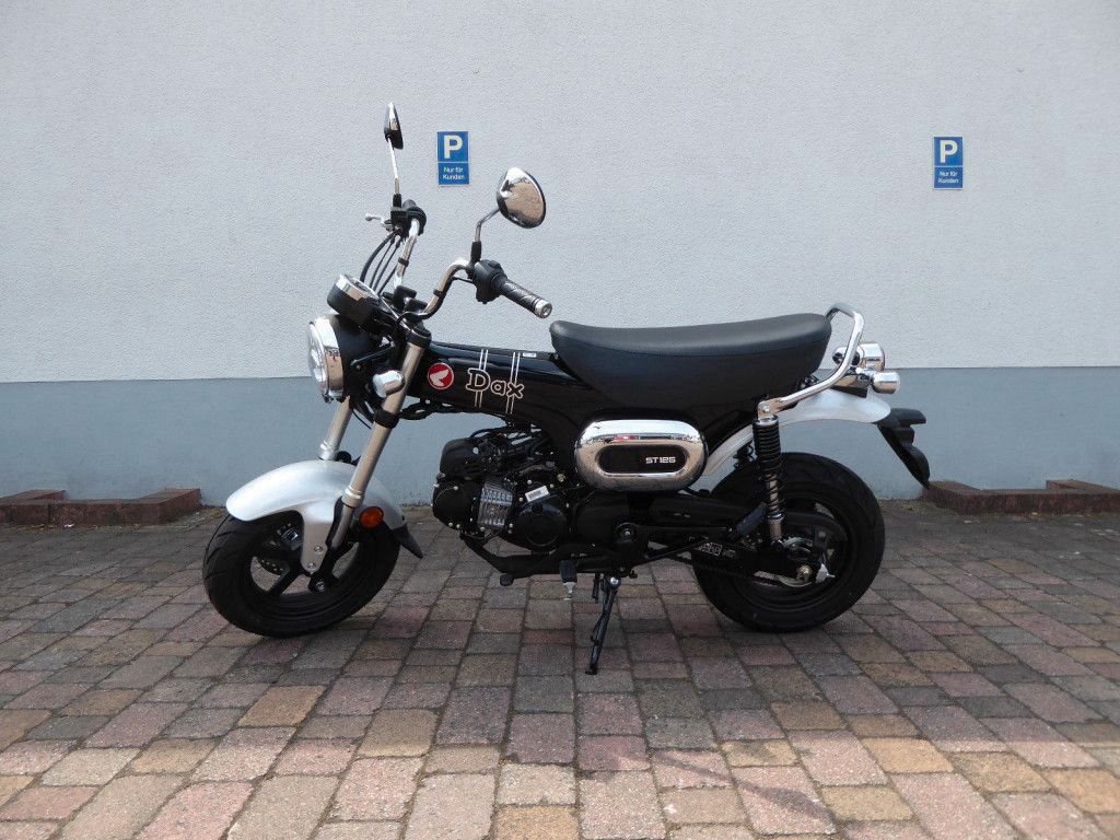 Honda Dax 125