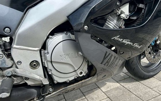 Gebrauchtmotorrad Yamaha YZF 1000 R Thunderace - Bild 12