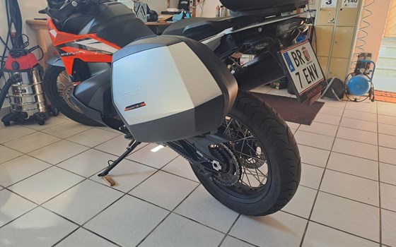 Gebrauchtmotorrad KTM 890 Adventure - Bild 4