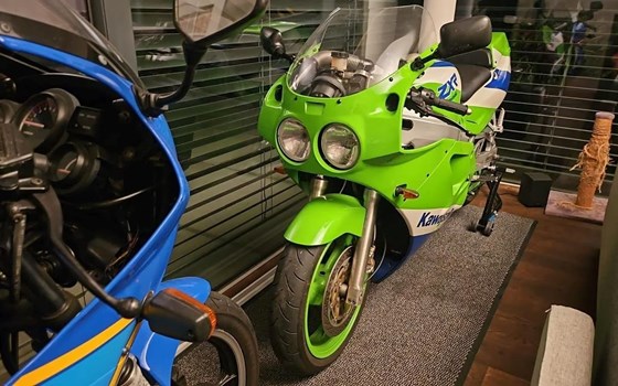 Gebrauchtmotorrad Kawasaki ZXR 750 - Bild 2