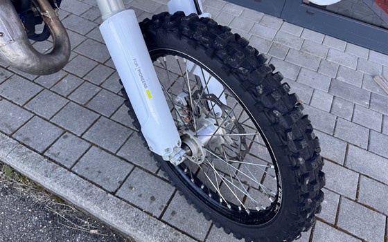 Gebrauchtmotorrad Husqvarna TC 125 - Bild 10