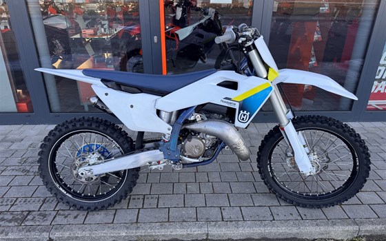 Gebrauchtmotorrad Husqvarna TC 125 - Bild 2