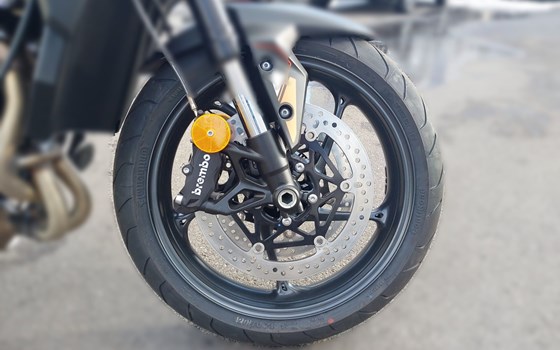 Neufahrzeug Triumph Street Triple 765 R - Bild 9