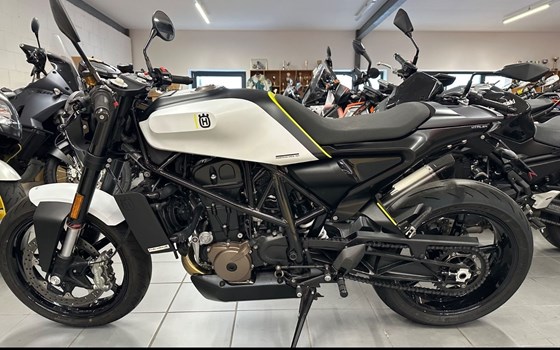 Gebrauchtmotorrad Husqvarna Vitpilen 701 - Bild 1