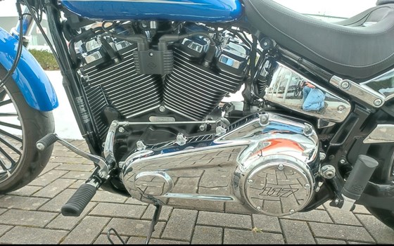 Gebrauchtmotorrad Harley-Davidson Softail Breakout 117 - Bild 12