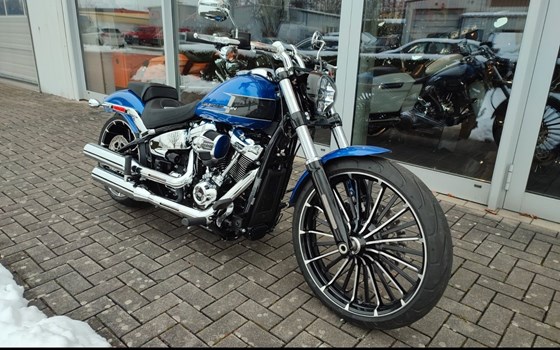 Gebrauchtmotorrad Harley-Davidson Softail Breakout 117 - Bild 2