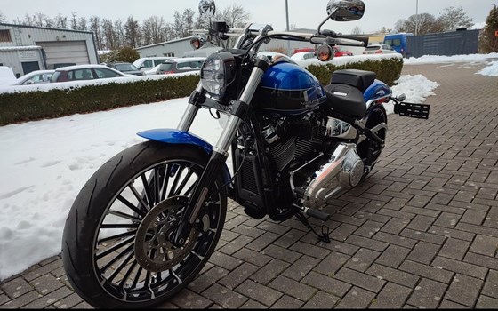 Gebrauchtmotorrad Harley-Davidson Softail Breakout 117 - Bild 4