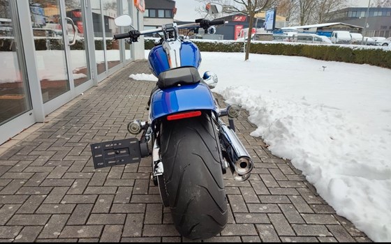 Gebrauchtmotorrad Harley-Davidson Softail Breakout 117 - Bild 6