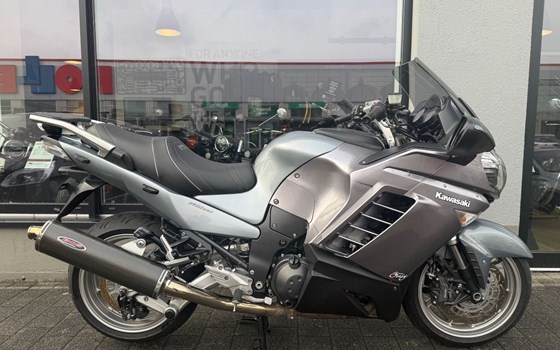 Gebrauchtmotorrad Kawasaki GTR 1400 - Bild 1