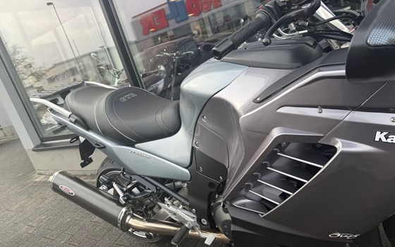 Gebrauchtmotorrad Kawasaki GTR 1400 - Bild 4