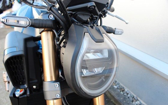 Gebrauchtmotorrad Honda CB650R E-Clutch - Bild 30