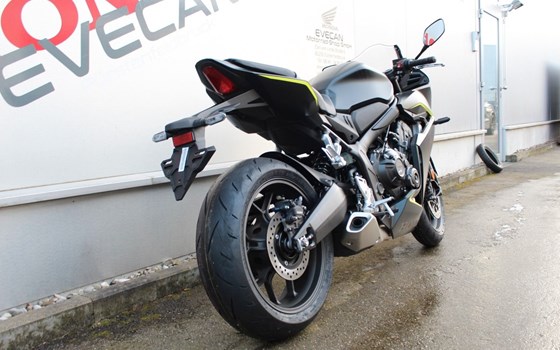 Gebrauchtmotorrad Honda CBR650R E-Clutch - Bild 14