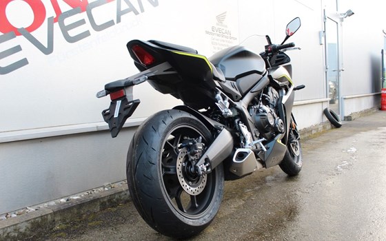 Gebrauchtmotorrad Honda CBR650R E-Clutch - Bild 15