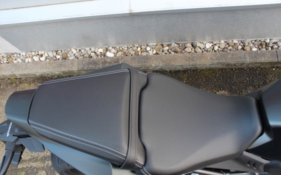 Gebrauchtmotorrad Honda CBR650R E-Clutch - Bild 16