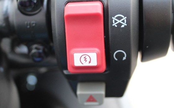 Gebrauchtmotorrad Honda CBR650R E-Clutch - Bild 21