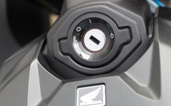 Gebrauchtmotorrad Honda CBR650R E-Clutch - Bild 23