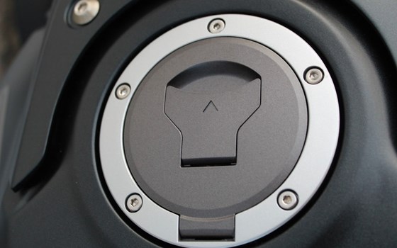 Gebrauchtmotorrad Honda CBR650R E-Clutch - Bild 25