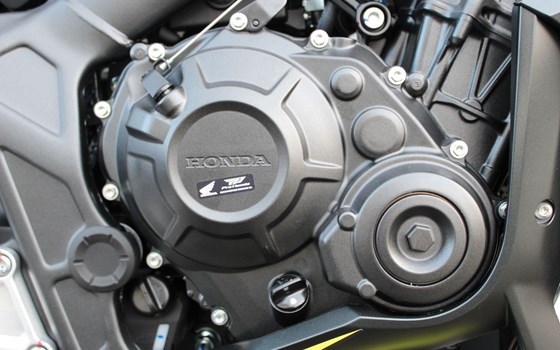 Gebrauchtmotorrad Honda CBR650R E-Clutch - Bild 4