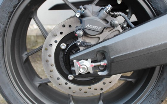 Gebrauchtmotorrad Honda CBR650R E-Clutch - Bild 6