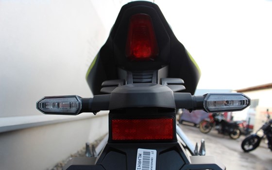 Gebrauchtmotorrad Honda CBR650R E-Clutch - Bild 9