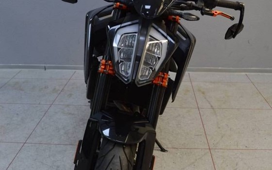 Gebrauchtmotorrad KTM 790 Duke L - Bild 5